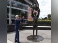 Former Arsenal manager Arsene Wenger shares emotional message after statue unveil - Hindi News | Former Arsenal manager Arsene Wenger shares emotional message after statue unveil | Latest football News at Lokmattimes.com