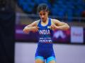 Vinesh Phogat undergoes successful knee surgery, thanks her doctors - Hindi News | Vinesh Phogat undergoes successful knee surgery, thanks her doctors | Latest other-sports News at Lokmattimes.com