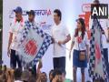 Sachin Tendulkar flags off Mumbai Half Marathon - Hindi News | Sachin Tendulkar flags off Mumbai Half Marathon | Latest other-sports News at Lokmattimes.com