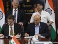 India, New Zealand sign MoU to boost cooperation in civil aviation; ‘Open Sky Policy’ put in place - Hindi News | India, New Zealand sign MoU to boost cooperation in civil aviation; ‘Open Sky Policy’ put in place | Latest international News at Lokmattimes.com