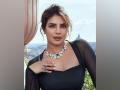 Priyanka Chopra flaunts her diamonds in latest pics, check it out - Hindi News | Priyanka Chopra flaunts her diamonds in latest pics, check it out | Latest entertainment News at Lokmattimes.com