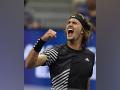 US Open: Zverev storms into quarter-finals defeating Sinner in five-set - Hindi News | US Open: Zverev storms into quarter-finals defeating Sinner in five-set | Latest tennis News at Lokmattimes.com