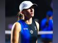 Swiatek eases past World No.1 Sabalenka to clinch spot in WTA Finals summit clash - Hindi News | Swiatek eases past World No.1 Sabalenka to clinch spot in WTA Finals summit clash | Latest tennis News at Lokmattimes.com