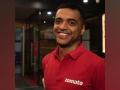 Zomato Replaces Green Dress Code with Red, Amid Controversy Over 'Pure Veg' Fleet - Hindi News | Zomato Replaces Green Dress Code with Red, Amid Controversy Over 'Pure Veg' Fleet | Latest business News at Lokmattimes.com