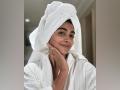 Check Out: Pooja Hegde Feels Like “One Freshly Steamed Momo” in Latest Selfie - Hindi News | Check Out: Pooja Hegde Feels Like “One Freshly Steamed Momo” in Latest Selfie | Latest entertainment News at Lokmattimes.com