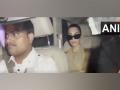 Kim Kardashian, Khloe Kardashian Arrive in Mumbai for Anant Ambani-Radhika Merchant Wedding (Watch Video) - Hindi News | Kim Kardashian, Khloe Kardashian Arrive in Mumbai for Anant Ambani-Radhika Merchant Wedding (Watch Video) | Latest entertainment News at Lokmattimes.com