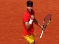 Paris Olympics: Carlos Alcaraz storms into quarter-finals after beating Roman Safiullin - Hindi News | Paris Olympics: Carlos Alcaraz storms into quarter-finals after beating Roman Safiullin | Latest tennis News at Lokmattimes.com