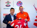 Bhaichung Bhutia Football Schools join hands with Southampton FC to develop grassroot football - Hindi News | Bhaichung Bhutia Football Schools join hands with Southampton FC to develop grassroot football | Latest football News at Lokmattimes.com