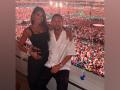 Lionel Messi wife Antonela Roccuzzo attend Coldplay concert amid 'kiss cam' fiasco; Chris Martin reacts - Hindi News | Lionel Messi wife Antonela Roccuzzo attend Coldplay concert amid 'kiss cam' fiasco; Chris Martin reacts | Latest entertainment News at Lokmattimes.com