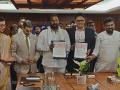 Telangana Govt. along with Anil Kumble signs MoU to integrate Academics, Sports Science, and Talent Identification - Hindi News | Telangana Govt. along with Anil Kumble signs MoU to integrate Academics, Sports Science, and Talent Identification | Latest other-sports News at Lokmattimes.com
