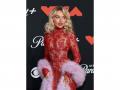 Sabrina Carpenter rejoices over Taylor Swift collaboration in 'The Life of a Showgirl' - Hindi News | Sabrina Carpenter rejoices over Taylor Swift collaboration in 'The Life of a Showgirl' | Latest entertainment News at Lokmattimes.com