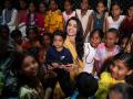 Samantha Ruth Prabhu celebrates Diwali with children from NGOs - Hindi News | Samantha Ruth Prabhu celebrates Diwali with children from NGOs | Latest entertainment News at Lokmattimes.com