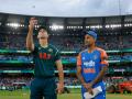 2nd T20I: Australia win toss, opt to field first against India at Melbourne - Hindi News | 2nd T20I: Australia win toss, opt to field first against India at Melbourne | Latest cricket News at Lokmattimes.com