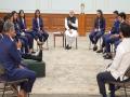 Harleen Kaur's "skincare question" to PM Modi splits Indian women's team into laughter - Hindi News | Harleen Kaur's "skincare question" to PM Modi splits Indian women's team into laughter | Latest entertainment News at Lokmattimes.com