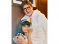 Big B sends blessings to granddaughter Aaradhya on "the dawn of the loved one's birth" - Hindi News | Big B sends blessings to granddaughter Aaradhya on "the dawn of the loved one's birth" | Latest entertainment News at Lokmattimes.com