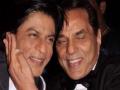 "You were nothing short of a father figure": Shah Rukh Khan mourns demise of legendary actor Dharmendra - Hindi News | "You were nothing short of a father figure": Shah Rukh Khan mourns demise of legendary actor Dharmendra | Latest entertainment News at Lokmattimes.com