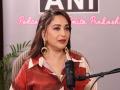 "I married a heart mender...": Madhuri Dixit on getting married to Dr Nene, says "it was very refreshing" to vibe with someone beyond stardom - Hindi News | "I married a heart mender...": Madhuri Dixit on getting married to Dr Nene, says "it was very refreshing" to vibe with someone beyond stardom | Latest entertainment News at Lokmattimes.com