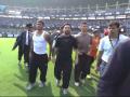 Messi, Suarez, De Paul at Salt Lake Stadium, greeted by thousands of fans - Hindi News | Messi, Suarez, De Paul at Salt Lake Stadium, greeted by thousands of fans | Latest cricket News at Lokmattimes.com