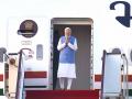 PM Modi arrives in Oman on final leg of three-nation tour - Hindi News | PM Modi arrives in Oman on final leg of three-nation tour | Latest international News at Lokmattimes.com
