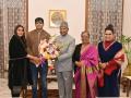 Neeraj Chopra, his wife Himani pay courtesy visit to former president Ram Nath Kovind - Hindi News | Neeraj Chopra, his wife Himani pay courtesy visit to former president Ram Nath Kovind | Latest other-sports News at Lokmattimes.com