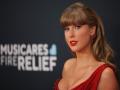 Taylor Swift reflects on recreating '22' moment at Eras Tour - Hindi News | Taylor Swift reflects on recreating '22' moment at Eras Tour | Latest entertainment News at Lokmattimes.com