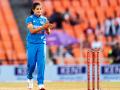 Renuka Singh, Deepti Sharma shine as India restrict Sri Lanka to 112/7 at Thiruvananthapuram - Hindi News | Renuka Singh, Deepti Sharma shine as India restrict Sri Lanka to 112/7 at Thiruvananthapuram | Latest cricket News at Lokmattimes.com