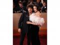 Selena Gomez, Benny Blanco make a picture-perfect pair at 2026 Golden Globes red carpet - Hindi News | Selena Gomez, Benny Blanco make a picture-perfect pair at 2026 Golden Globes red carpet | Latest entertainment News at Lokmattimes.com