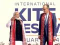 PM Modi, German Chancellor Merz inaugurate International Kite Festival 2026 at Sabarmati Riverfront - Hindi News | PM Modi, German Chancellor Merz inaugurate International Kite Festival 2026 at Sabarmati Riverfront | Latest international News at Lokmattimes.com