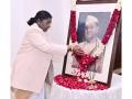 President Murmu pays floral tribute to Netaji Subhas Chandra Bose on his 129th birth anniversary - Hindi News | President Murmu pays floral tribute to Netaji Subhas Chandra Bose on his 129th birth anniversary | Latest national News at Lokmattimes.com
