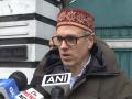 Focus on restoring power, water supply: CM Omar Abdullah after snowfall - Hindi News | Focus on restoring power, water supply: CM Omar Abdullah after snowfall | Latest national News at Lokmattimes.com