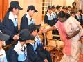 President Murmu receives specially-abled children from Ladakh at Rashtrapati Bhavan - Hindi News | President Murmu receives specially-abled children from Ladakh at Rashtrapati Bhavan | Latest national News at Lokmattimes.com
