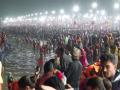 10 lakh devotees take holy dip on Mahashivaratri at Sangam ghats in Prayagraj - Hindi News | 10 lakh devotees take holy dip on Mahashivaratri at Sangam ghats in Prayagraj | Latest national News at Lokmattimes.com