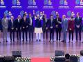 Global unity at Bharat Mandapam: PM Modi joins world leaders and tech titans for group photo at AI Impact Summit - Hindi News | Global unity at Bharat Mandapam: PM Modi joins world leaders and tech titans for group photo at AI Impact Summit | Latest international News at Lokmattimes.com