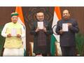 Vice President releases updated version of Constitution in Gujarati, Tamil on International Mother Language Day - Hindi News | Vice President releases updated version of Constitution in Gujarati, Tamil on International Mother Language Day | Latest national News at Lokmattimes.com