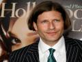Crispin Glover of 'Back to the Future' sued for battery, fraud, emotional distress; calls allegations "baseless" - Hindi News | Crispin Glover of 'Back to the Future' sued for battery, fraud, emotional distress; calls allegations "baseless" | Latest entertainment News at Lokmattimes.com