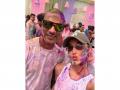 Shikhar Dhawan celebrates Holi with wife Sophie, shares pictures - Hindi News | Shikhar Dhawan celebrates Holi with wife Sophie, shares pictures | Latest entertainment News at Lokmattimes.com
