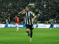 Premier League: Newcastle beat Manchester United 2-1, Chelsea dominate Aston Villa with 4-1 win - Hindi News | Premier League: Newcastle beat Manchester United 2-1, Chelsea dominate Aston Villa with 4-1 win | Latest football News at Lokmattimes.com