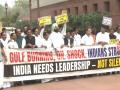 Parliament Session: INDIA bloc MPs led by Rahul Gandhi, Kharge protest against Centre over West Asia conflict - Hindi News | Parliament Session: INDIA bloc MPs led by Rahul Gandhi, Kharge protest against Centre over West Asia conflict | Latest politics News at Lokmattimes.com