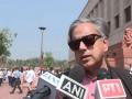 "Reading statement without questions unfair to MPs": Shashi Tharoor slams EAM Jaishankar - Hindi News | "Reading statement without questions unfair to MPs": Shashi Tharoor slams EAM Jaishankar | Latest politics News at Lokmattimes.com