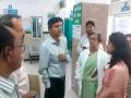 Ujjain District Collector conducts surprise inspection at hospital, orders salary cuts for absent staff members - Hindi News | Ujjain District Collector conducts surprise inspection at hospital, orders salary cuts for absent staff members | Latest national News at Lokmattimes.com