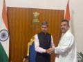 Suvendu Adhikari meets West Bengal Governor RN Ravi at Lok Bhavan - Hindi News | Suvendu Adhikari meets West Bengal Governor RN Ravi at Lok Bhavan | Latest politics News at Lokmattimes.com