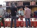 Nepal rations LPG cylinders to manage demand surge amid conflict in West Asia - Hindi News | Nepal rations LPG cylinders to manage demand surge amid conflict in West Asia | Latest international News at Lokmattimes.com