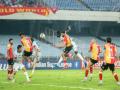 ISL: Kerala Blasters earn dramatic draw against East Bengal - Hindi News | ISL: Kerala Blasters earn dramatic draw against East Bengal | Latest football News at Lokmattimes.com