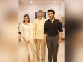 Andhra CM Chandrababu Naidu meets newlyweds Allu Sirish, Nayanika Reddy at their Hyderabad home - Hindi News | Andhra CM Chandrababu Naidu meets newlyweds Allu Sirish, Nayanika Reddy at their Hyderabad home | Latest entertainment News at Lokmattimes.com