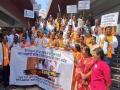 Maharashtra: BJP holds protest against Rahul Gandhi over having 'tea-biscuit' at Parliament - Hindi News | Maharashtra: BJP holds protest against Rahul Gandhi over having 'tea-biscuit' at Parliament | Latest national News at Lokmattimes.com