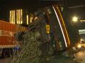 One killed after speeding truck overturns at Okhla underpass in Delhi - Hindi News | One killed after speeding truck overturns at Okhla underpass in Delhi | Latest national News at Lokmattimes.com