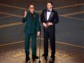Iron Man meets Captain America! Robert Downey Jr, Chris Evans reunite at Oscars for 'Avengers' 14th anniversary - Hindi News | Iron Man meets Captain America! Robert Downey Jr, Chris Evans reunite at Oscars for 'Avengers' 14th anniversary | Latest entertainment News at Lokmattimes.com
