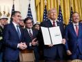 Oil industry leaders warn Trump administration fuel crunch likely to worsen in coming days: Report - Hindi News | Oil industry leaders warn Trump administration fuel crunch likely to worsen in coming days: Report | Latest business News at Lokmattimes.com