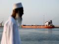 Bangladeshi Vessel 'Banglar Joyjatra' Stranded near War-Torn Strait of Hormuz with 31 Crew Aboard - Hindi News | Bangladeshi Vessel 'Banglar Joyjatra' Stranded near War-Torn Strait of Hormuz with 31 Crew Aboard | Latest international News at Lokmattimes.com
