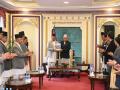 Government formation process begins in Nepal; EC submits poll report to President - Hindi News | Government formation process begins in Nepal; EC submits poll report to President | Latest international News at Lokmattimes.com